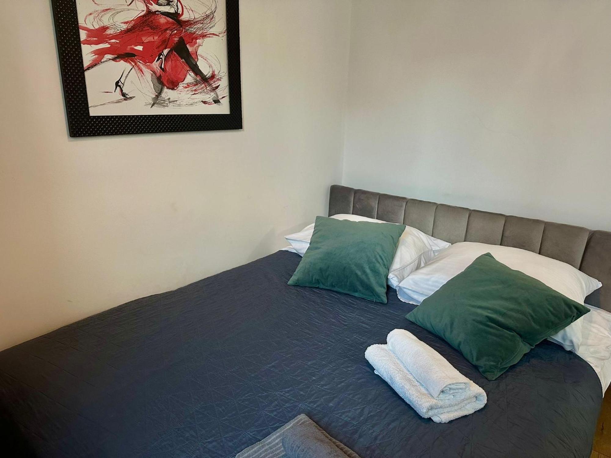 Chmielna 106 - Free Parking - Duzy Balkon Apartment Варшава Екстериор снимка